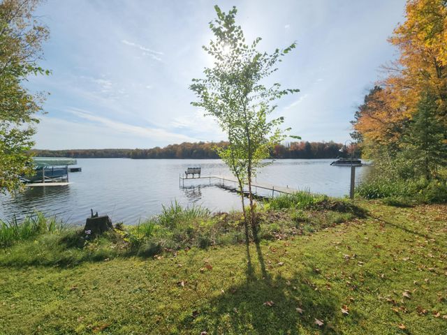 48250 Atkins Lake Road, Grand View, WI 54839