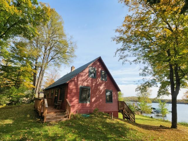 48250 Atkins Lake Road, Grand View, WI 54839