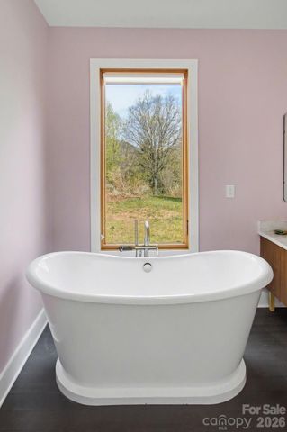 8 Nottingham Drive, Candler, NC 28715