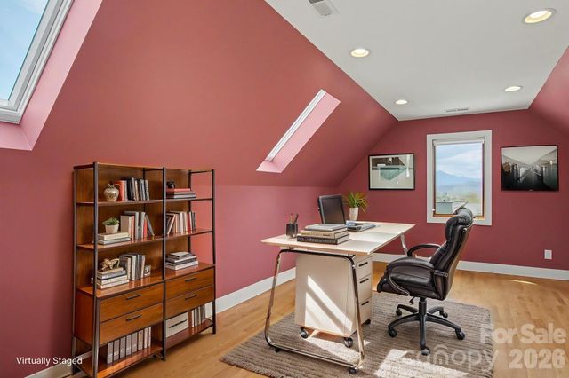 8 Nottingham Drive, Candler, NC 28715