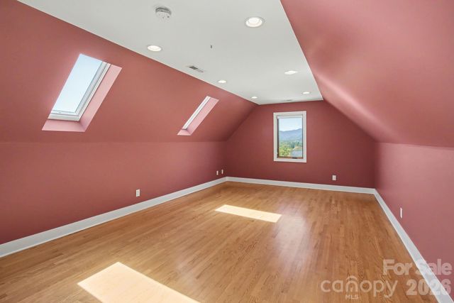 8 Nottingham Drive, Candler, NC 28715