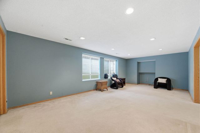 2711 N Dublin, Wichita, KS 67226