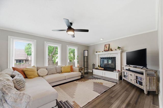 2711 N Dublin, Wichita, KS 67226