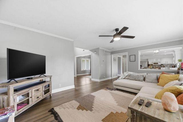 2711 N Dublin, Wichita, KS 67226