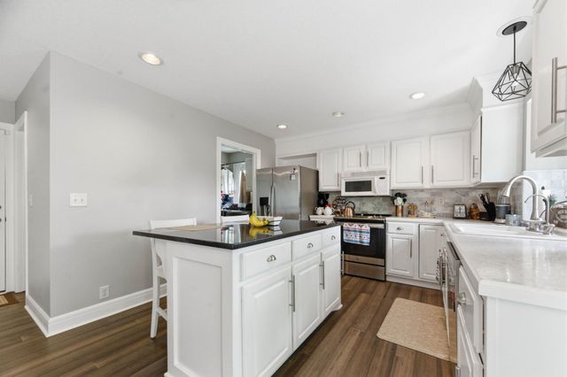 2711 N Dublin, Wichita, KS 67226