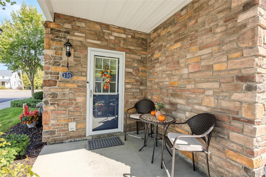 110 Millie Court, Patchogue, NY 11772 — photo 5