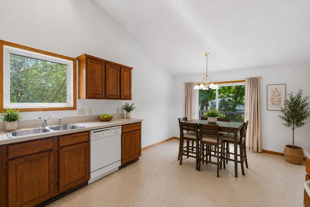 10356 Shuman Street, Portage City, MI 49024