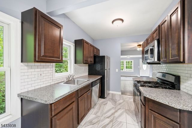 16 Morsemere Rd, West Milford Twp., NJ 07421