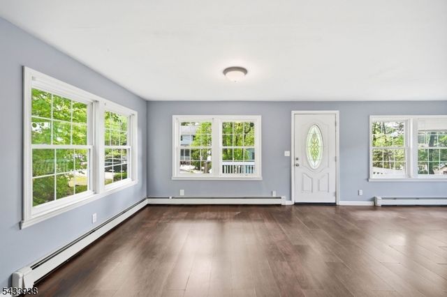 16 Morsemere Rd, West Milford Twp., NJ 07421