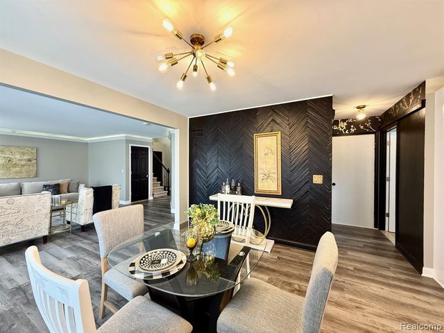 21732 Jacksonville, Farmington Hills, MI 48336