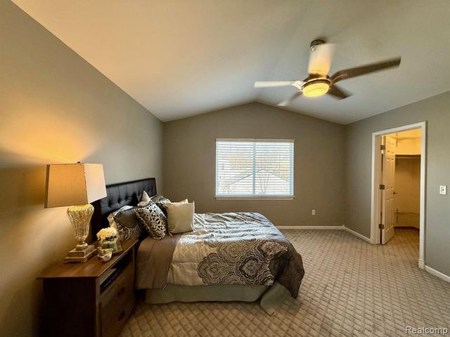 21732 Jacksonville, Farmington Hills, MI 48336