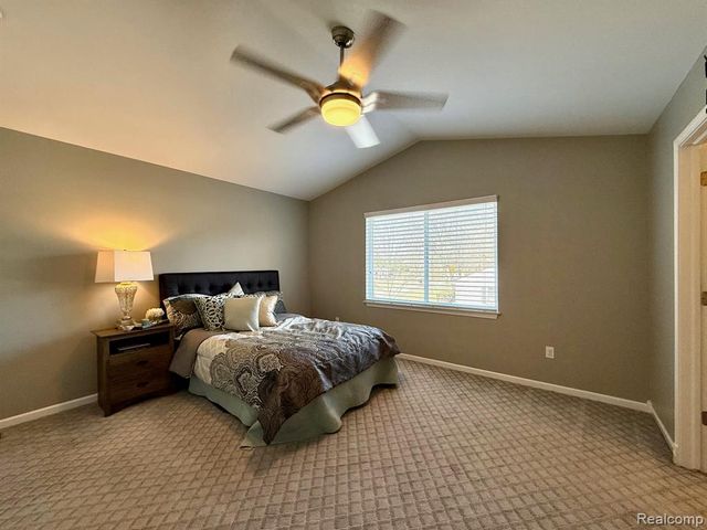 21732 Jacksonville, Farmington Hills, MI 48336