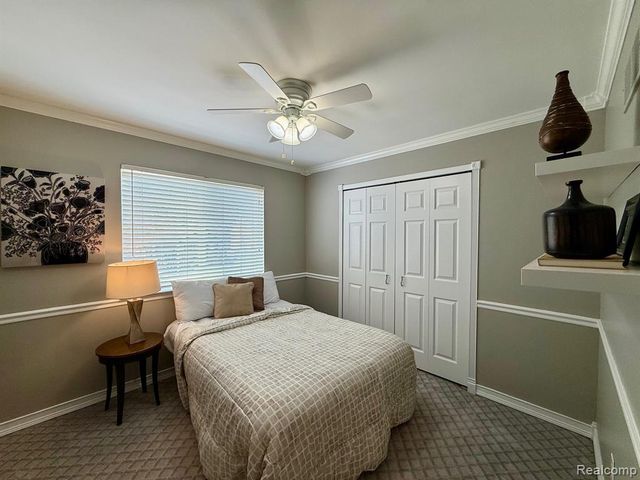 21732 Jacksonville, Farmington Hills, MI 48336