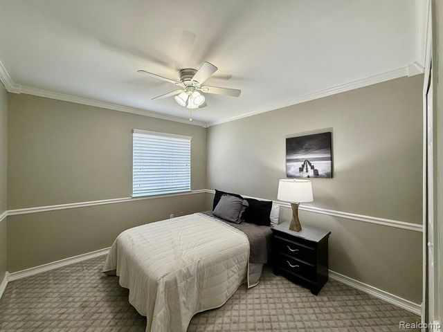 21732 Jacksonville, Farmington Hills, MI 48336