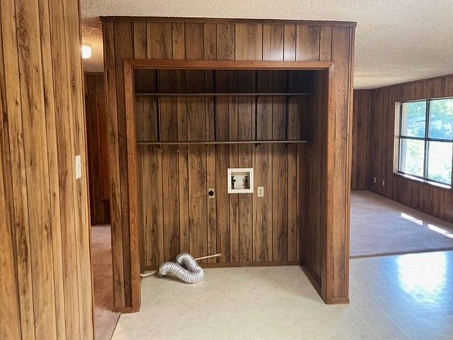 826 W 9th Street, Bonham, TX 75418