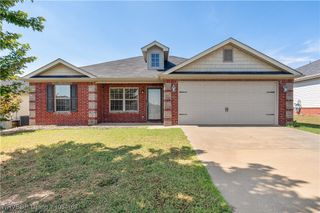 221 Colony Court, Barling, AR 72923