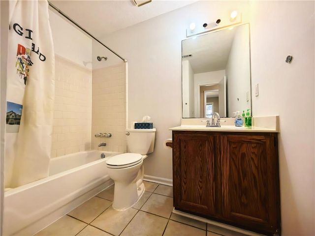 1305 Shelton Way, Lawrenceville, GA 30043