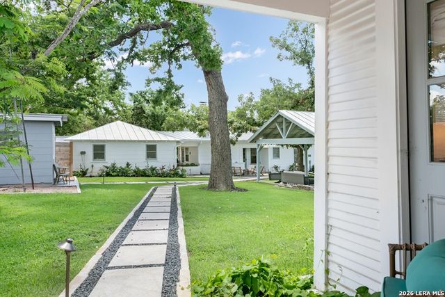 508 N Orange St, Fredericksburg, TX 78624