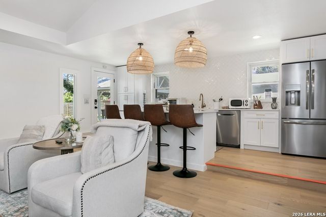 508 N Orange St, Fredericksburg, TX 78624