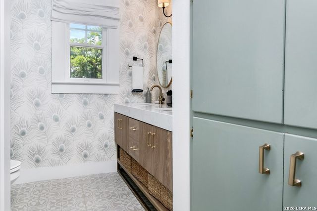 508 N Orange St, Fredericksburg, TX 78624