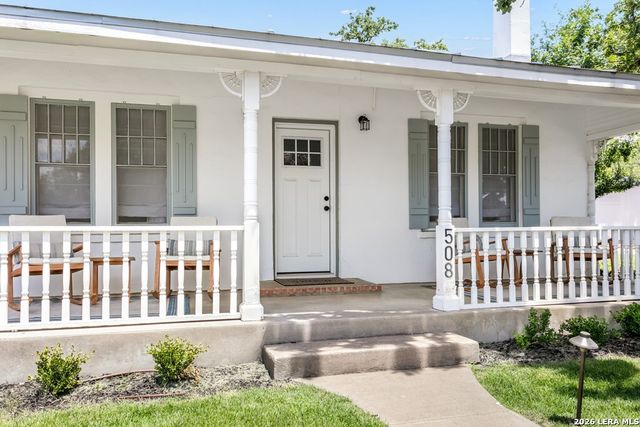 508 N Orange St, Fredericksburg, TX 78624