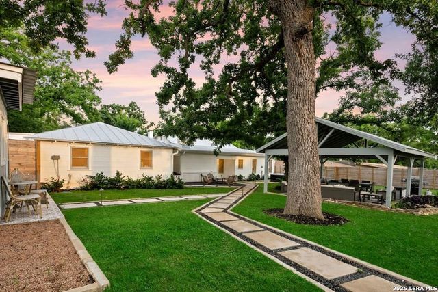 508 N Orange St, Fredericksburg, TX 78624