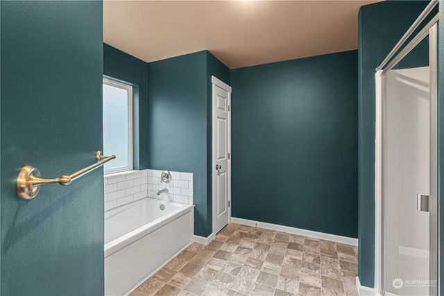 394 Lake View Loop NE, Ocean Shores, WA 98569