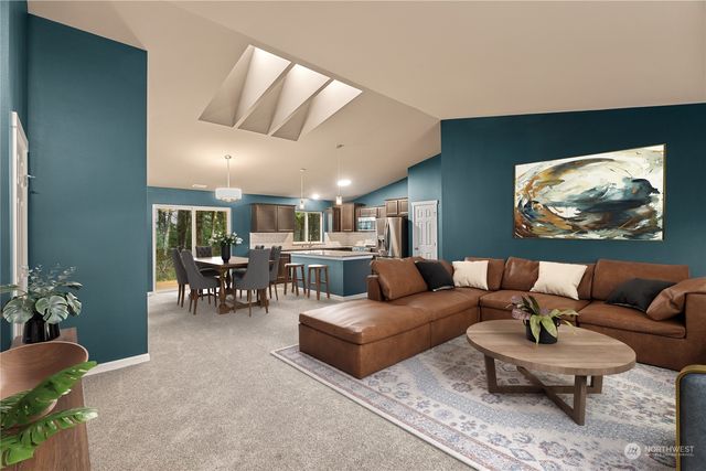 394 Lake View Loop NE, Ocean Shores, WA 98569