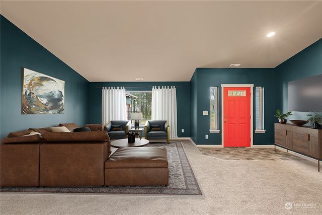 394 Lake View Loop NE, Ocean Shores, WA 98569