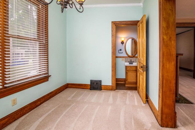 209 S Washington STREET, Watertown, WI 53094