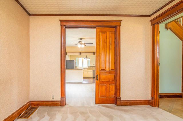 209 S Washington STREET, Watertown, WI 53094