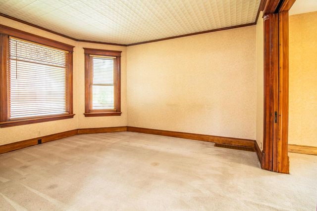 209 S Washington STREET, Watertown, WI 53094