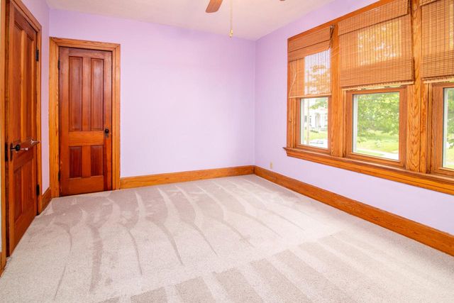 209 S Washington STREET, Watertown, WI 53094
