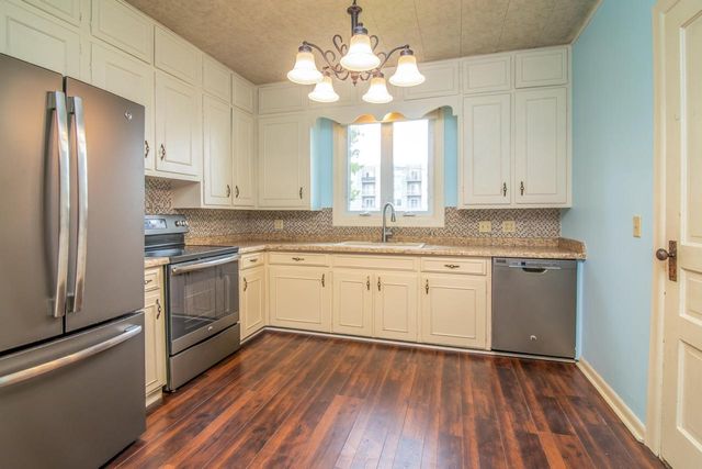 209 S Washington STREET, Watertown, WI 53094