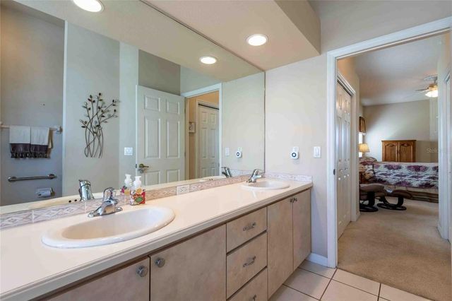 7425 MELOGOLD CIRCLE, Land O Lakes, FL 34637
