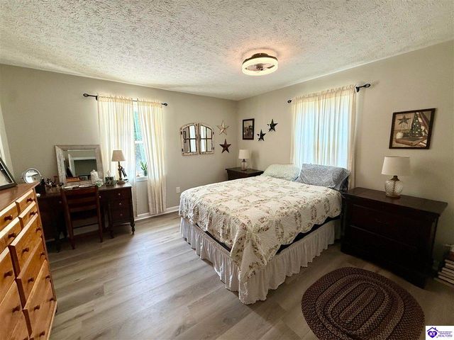 3801 Deer Haven Drive, Elizabethtown, KY 42701