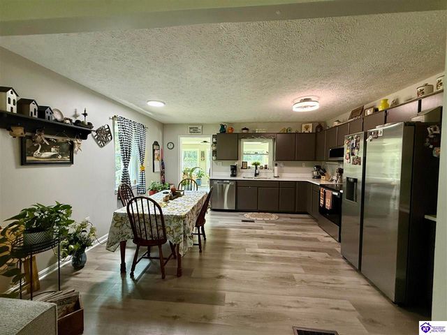3801 Deer Haven Drive, Elizabethtown, KY 42701