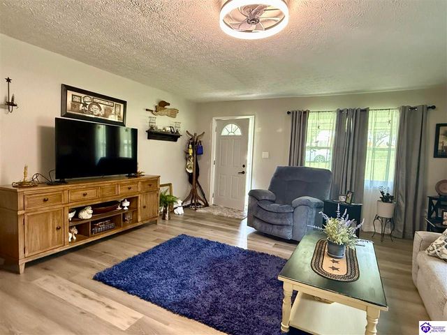 3801 Deer Haven Drive, Elizabethtown, KY 42701