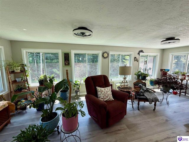 3801 Deer Haven Drive, Elizabethtown, KY 42701