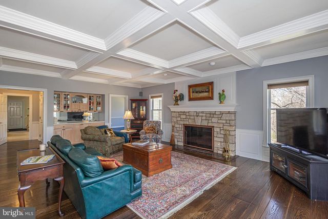 1045 WASHINGTON CROSSING RD, Newtown, PA 18940