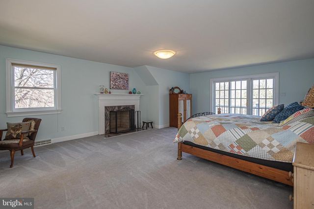 1045 WASHINGTON CROSSING RD, Newtown, PA 18940