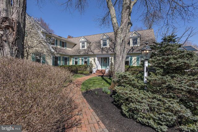 1045 WASHINGTON CROSSING RD, Newtown, PA 18940