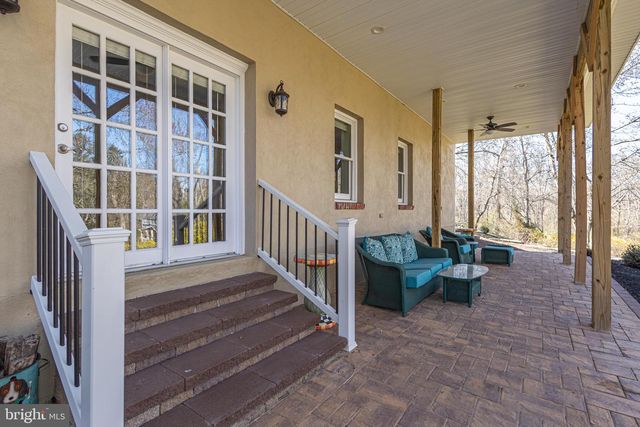 1045 WASHINGTON CROSSING RD, Newtown, PA 18940