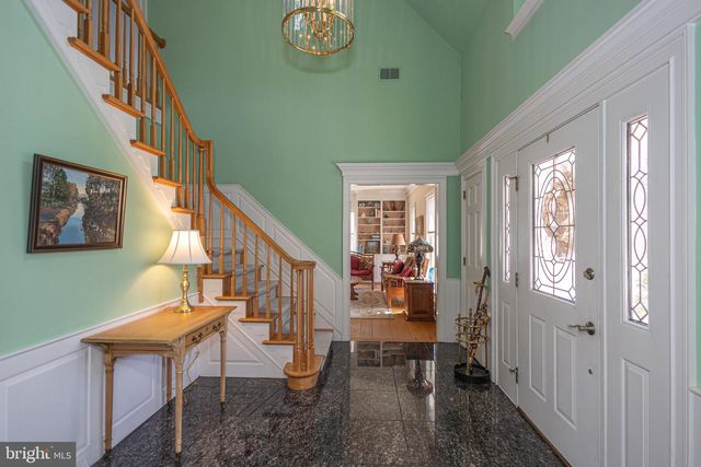 1045 WASHINGTON CROSSING RD, Newtown, PA 18940
