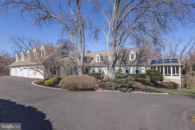 1045 WASHINGTON CROSSING RD, Newtown, PA 18940