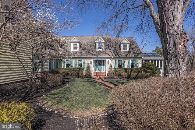 1045 WASHINGTON CROSSING RD, Newtown, PA 18940