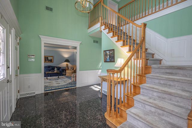 1045 WASHINGTON CROSSING RD, Newtown, PA 18940