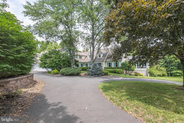 1045 WASHINGTON CROSSING RD, Newtown, PA 18940