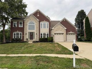 5255 Red Flower Lane, South Lebanon, OH 45065