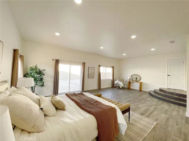 512 S Barranca, West Covina, CA 91791